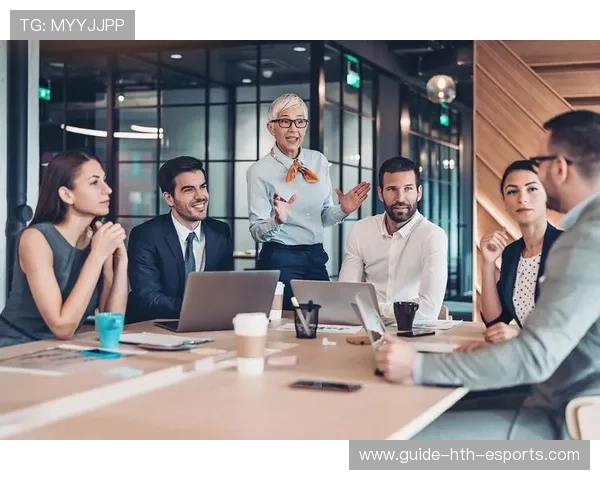 队内气氛需调整，保持正面竞争环境，队伍氛围积极向上